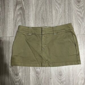 Y2K Khaki Low Rise Mini Skirt Womens Size 8 Utility Style
